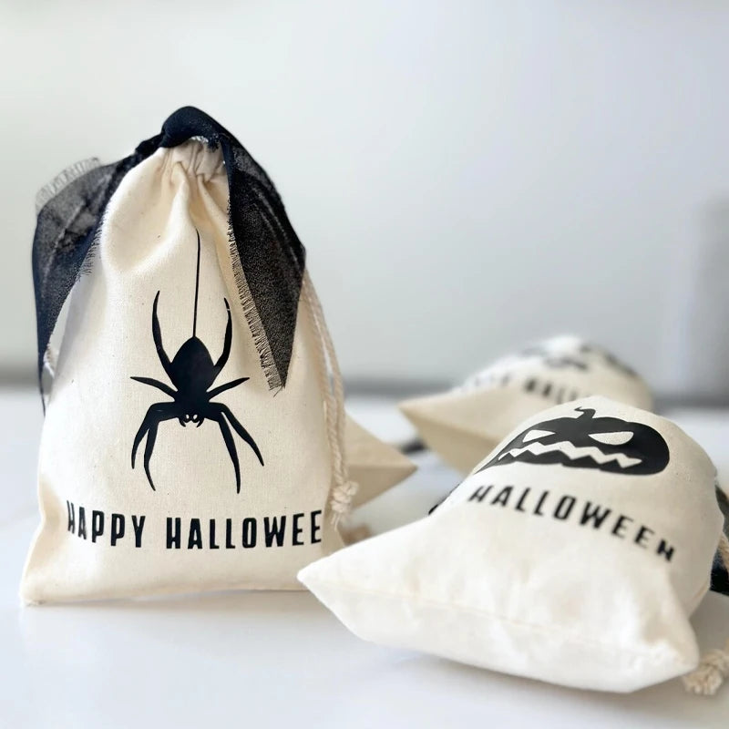 4 Halloween Favour bags